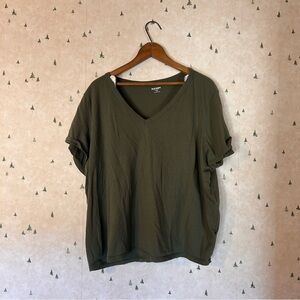 Old Navy Everywear Green Relaxed V-Neck Tee